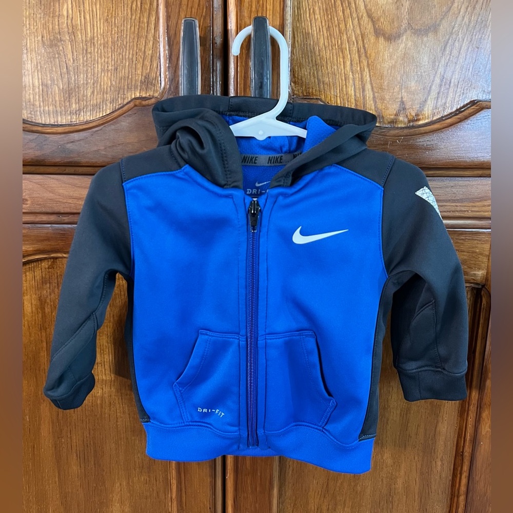 Nike DRI-FIT Kids' Blue and Black Full-Zip Hoodie Jacket! Size 12 Months.